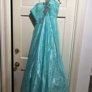 Elegant Aqua One-Shoulder Prom Dress Gown